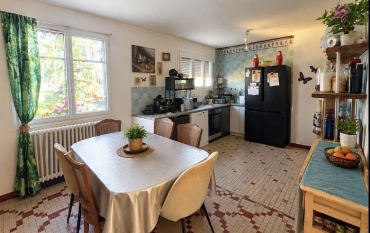 Maison FONTENAY-LE-COMTE (85200)  96 m2 177 000 € 