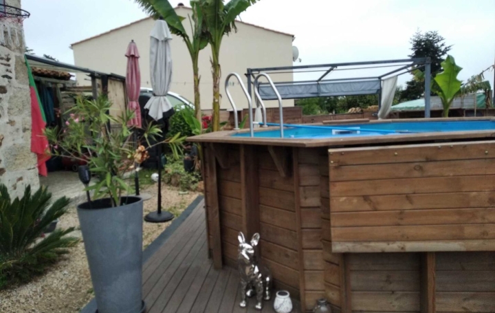 Maison MERVENT (85200)  160 m2 176 000 € 