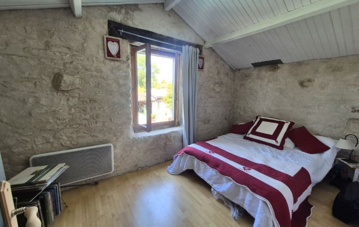 Maison SAINT-HILAIRE-DES-LOGES (85240)  154 m2 220 000 € 