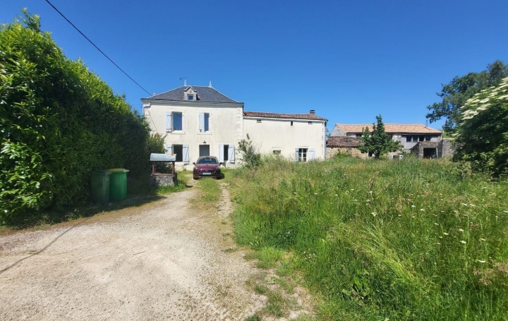 Maison COULONGES-SUR-L'AUTIZE (79160)  152 m2 126 500 € 