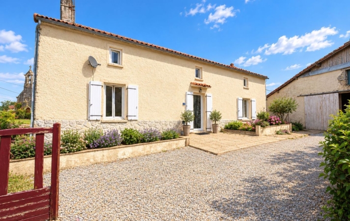 Maison LARGEASSE (79240)  197 m2 145 000 € 