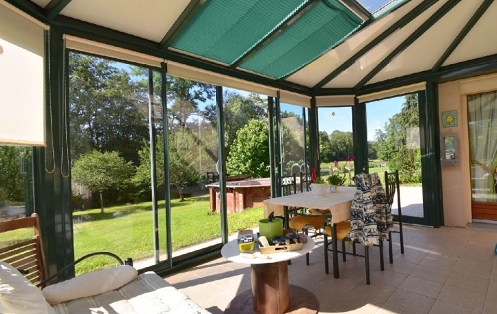 Maison COURTENAY (45320)  218 m2 227 000 € 