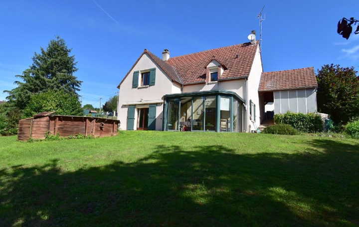 Maison COURTENAY (45320)  218 m2 227 000 € 