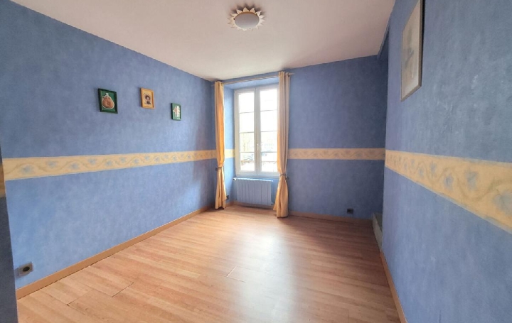 Maison COURTENAY (45320)  193 m2 280 000 € 