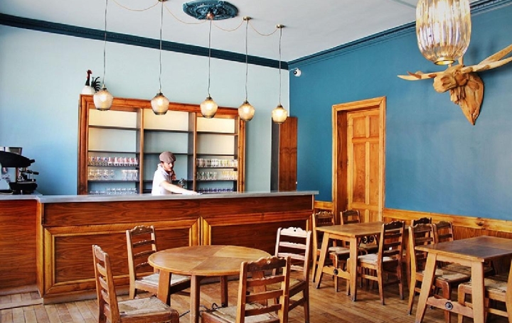 Local commercial LE BOURG-D'OISANS (38520)  1 500 m2 2 092 000 € 