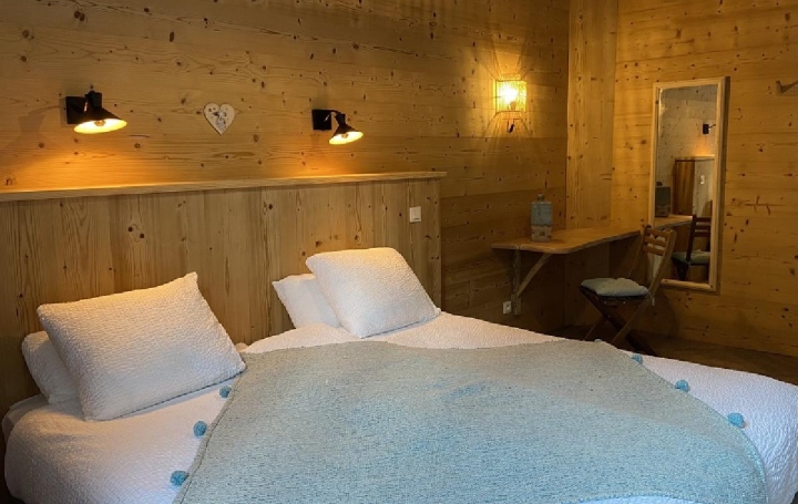 Local commercial LE BOURG-D'OISANS (38520)  1 500 m2 2 092 000 € 