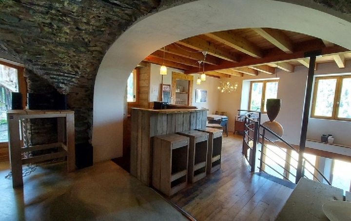 Maison OZ (38114)  422 m2 1 795 000 € 