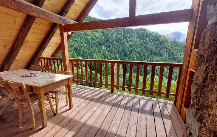 Maison OZ (38114)  422 m2 1 795 000 € 