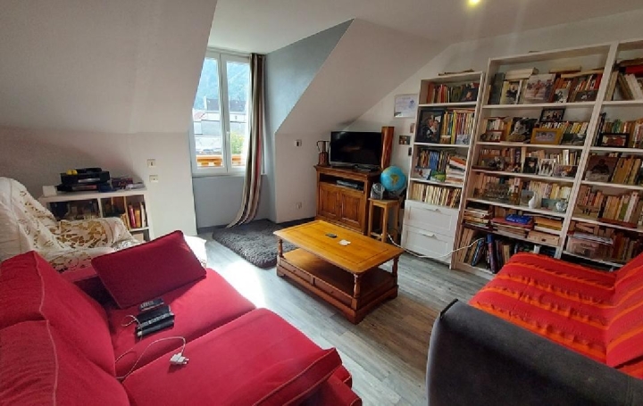 3 Pièces LE BOURG-D'OISANS (38520)  73 m2 235 000 € 