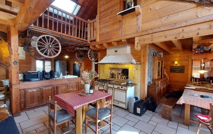 Maison CHANTEPERIER (38740)  270 m2 585 000 € 