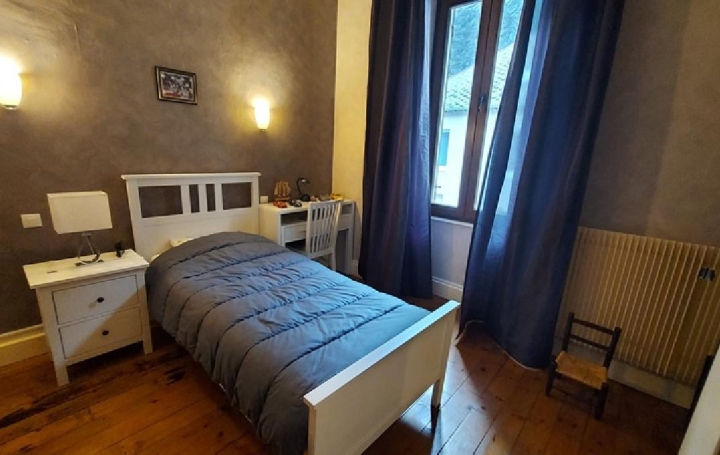 Maison LIVET-ET-GAVET (38220)  109 m2 195 500 € 