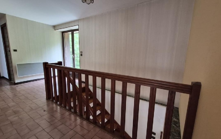 Maison LIVET-ET-GAVET (38220)  145 m2 259 000 € 
