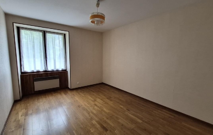 Maison LIVET-ET-GAVET (38220)  145 m2 259 000 € 