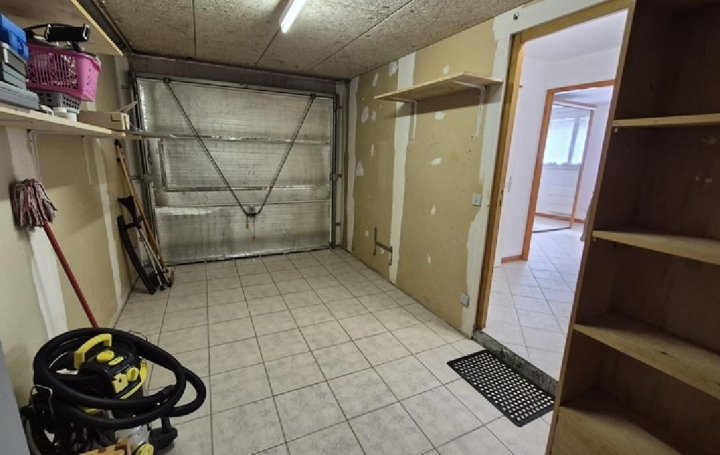 Local commercial ALLEMOND (38114)  47 m2 169 000 € 