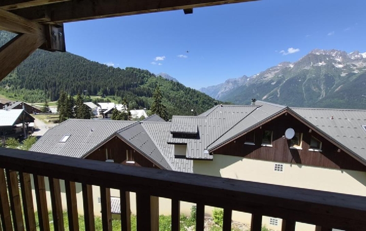 Maison OZ (38114)  436 m2 2 100 000 € 