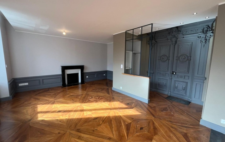 3 Pièces MASSIAC (15500)  78 m2 177 000 € 