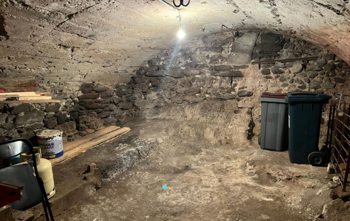 Maison BLESLE (43450)  105 m2 75 000 € 