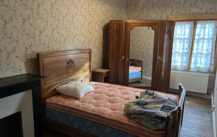 Maison BLESLE (43450)  105 m2 75 000 € 