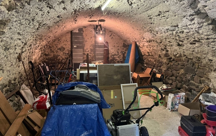 Maison BLESLE (43450)  108 m2 162 000 € 