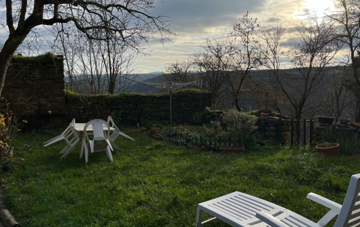 Maison BLESLE (43450)  108 m2 162 000 € 