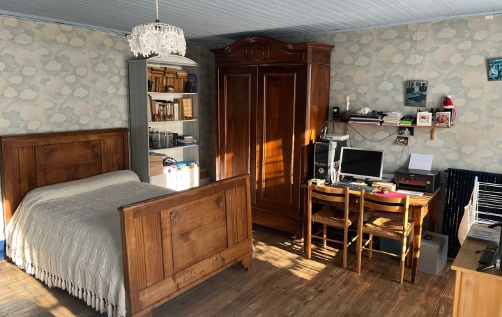 Maison BLESLE (43450)  149 m2 137 800 € 