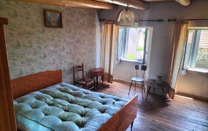 Maison VALUEJOLS (15300)  73 m2 57 000 € 