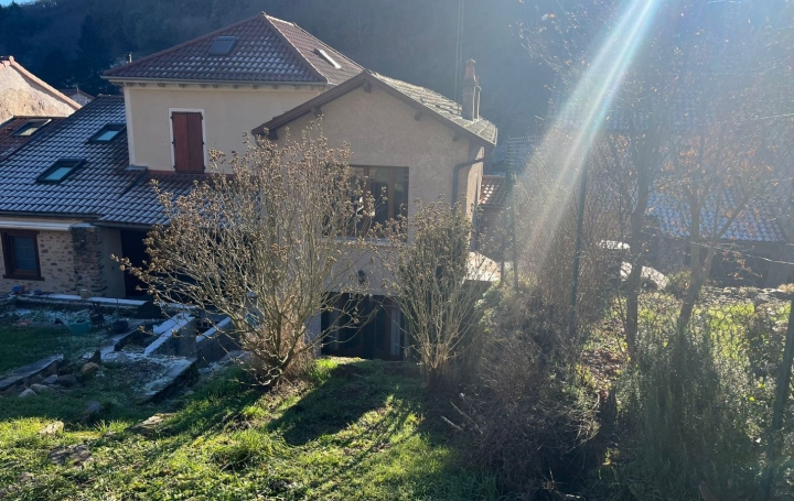 Réseau Immo-diffusion : Maison  BLESLE  96 m2 106 000 € 