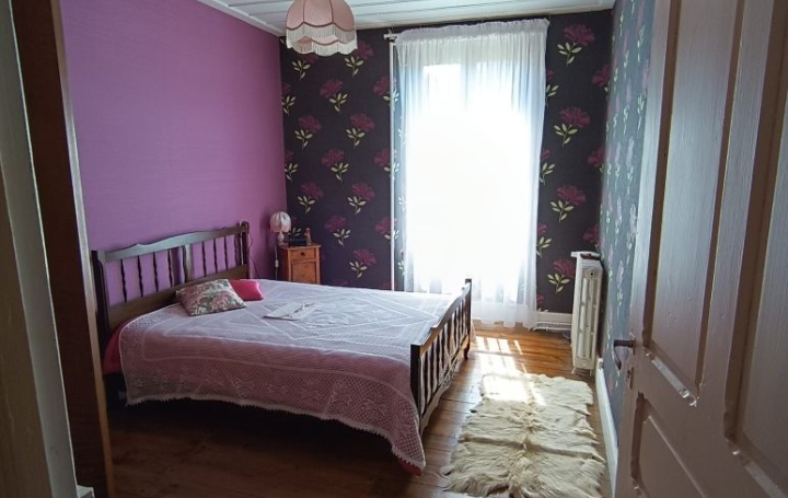 Maison PEYRUSSE (15170)  155 m2 95 500 € 