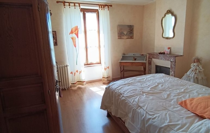 Maison PEYRUSSE (15170)  155 m2 95 500 € 