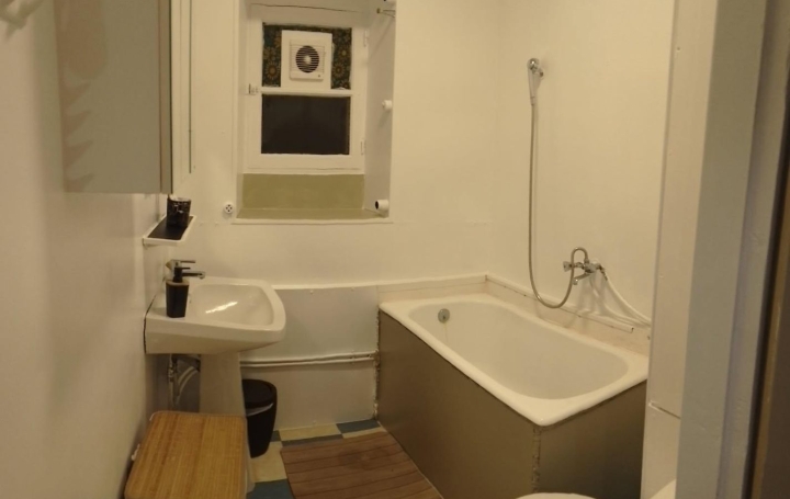 Maison BLESLE (43450)  93 m2 99 000 € 