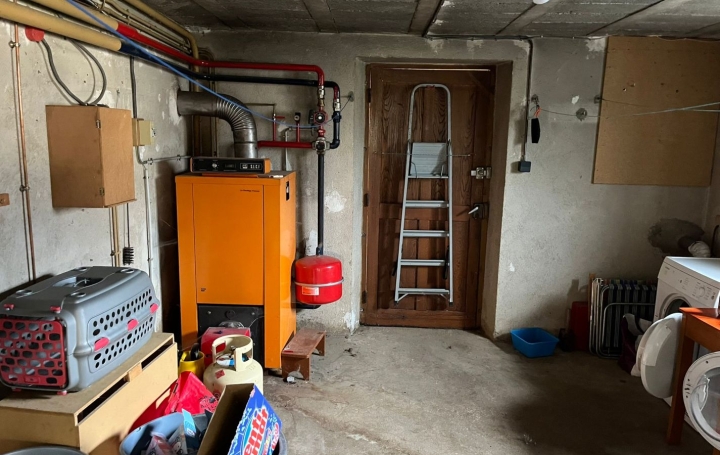 Maison MASSIAC (15500)  116 m2 148 400 € 