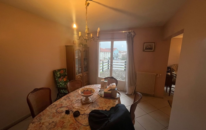 Maison ISSOIRE (63500)  122 m2 212 000 € 