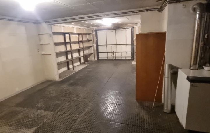 Maison PONT-SUR-YONNE (89140)  80 m2 810 € 