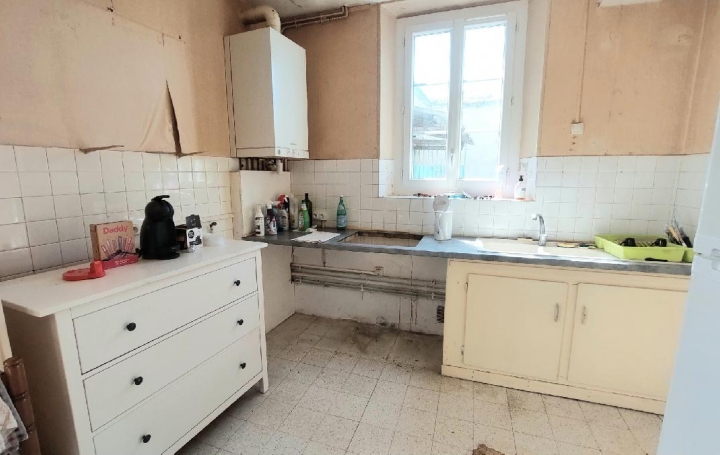 Maison GISY-LES-NOBLES (89140)  91 m2 108 000 € 