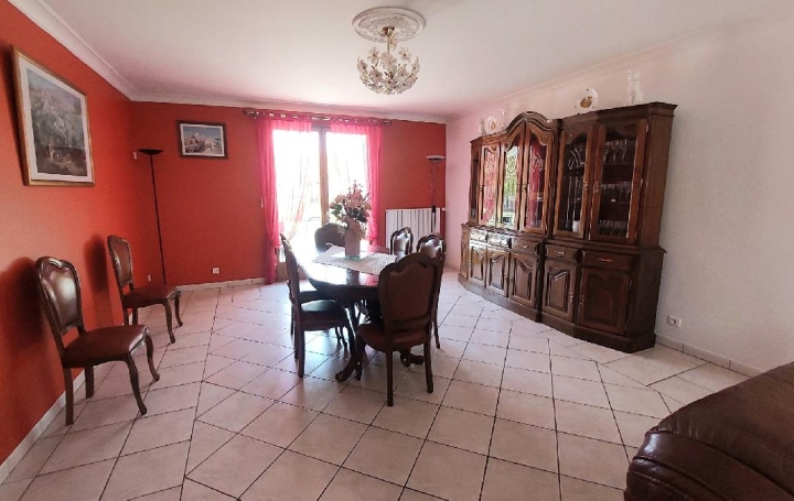 Maison CHAMPIGNY (89340)  145 m2 413 000 € 