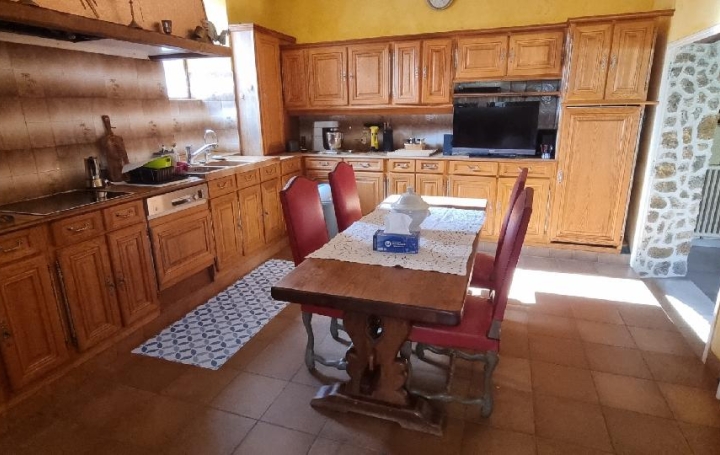 Maison VILLEMANOCHE (89140)  105 m2 163 000 € 