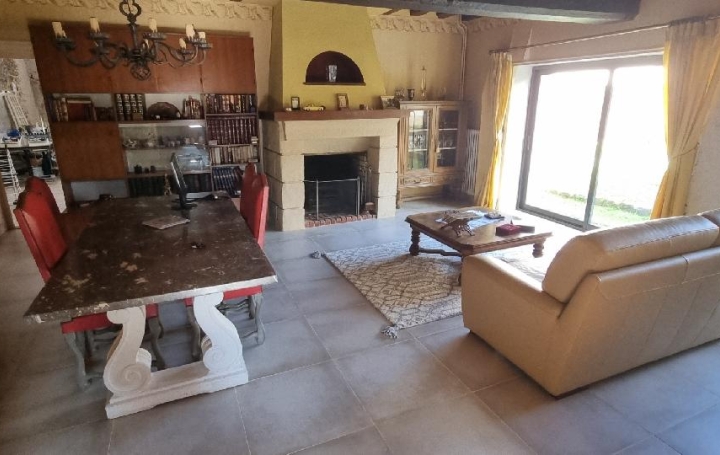 Maison VILLEMANOCHE (89140)  105 m2 163 000 € 