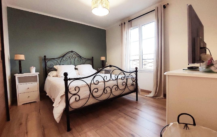 Maison SENS (89100)  160 m2 384 000 € 