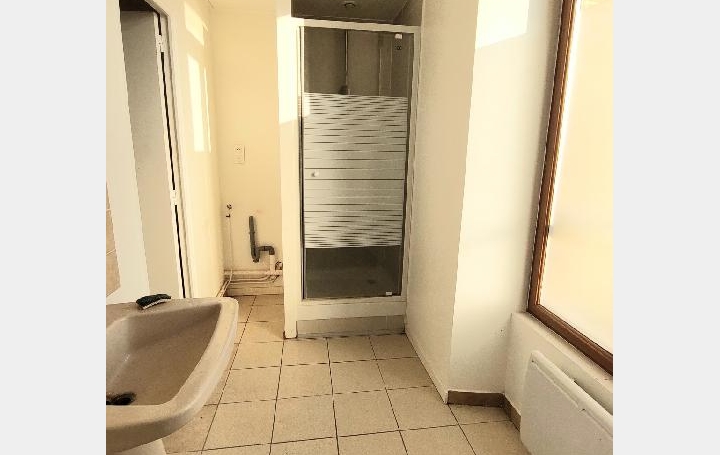 4 Pièces THORIGNY-SUR-OREUSE (89260)  65 m2 82 500 € 