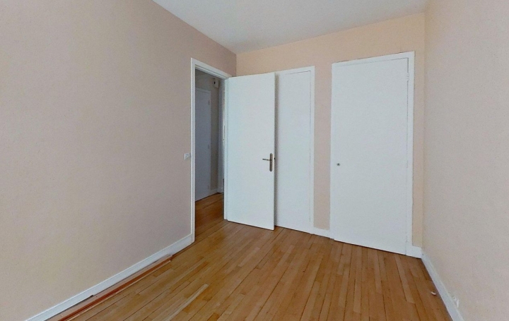 3 Pièces PARIS (75015)  65 m2 650 000 € 