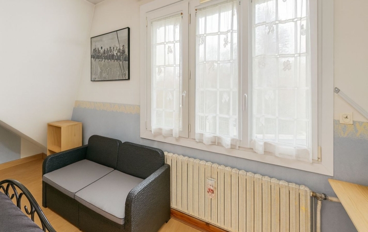 Maison CHELLES (77500)  162 m2 490 000 € 