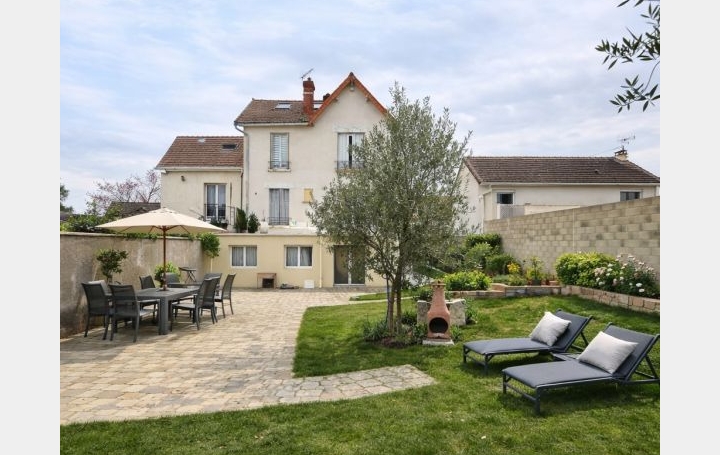 Maison CLAYE-SOUILLY (77410)  171 m2 498 000 € 