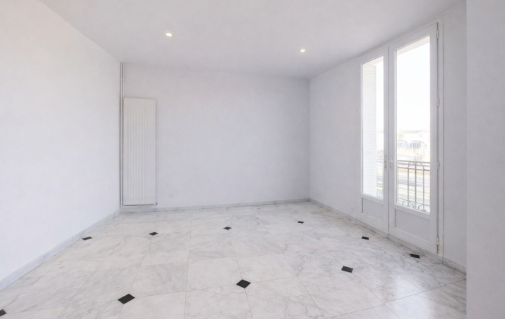 3 Pièces NOGENT-SUR-MARNE (94130)  64 m2 240 000 € 