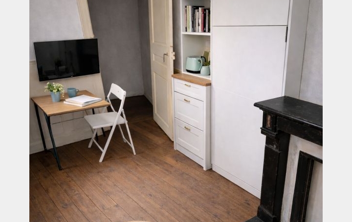 Studio PARIS (75015)  21 m2 210 000 € 