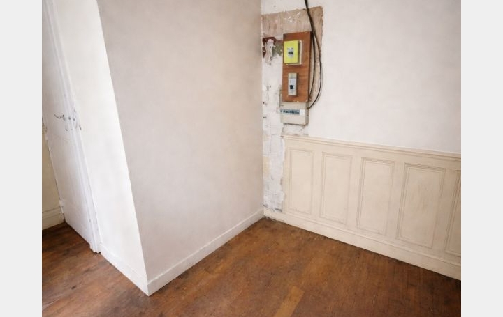 Studio PARIS (75015)  21 m2 210 000 € 