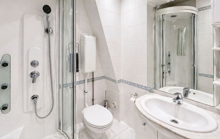 5 Pièces PARIS (75016)  100 m2 1 100 000 € 
