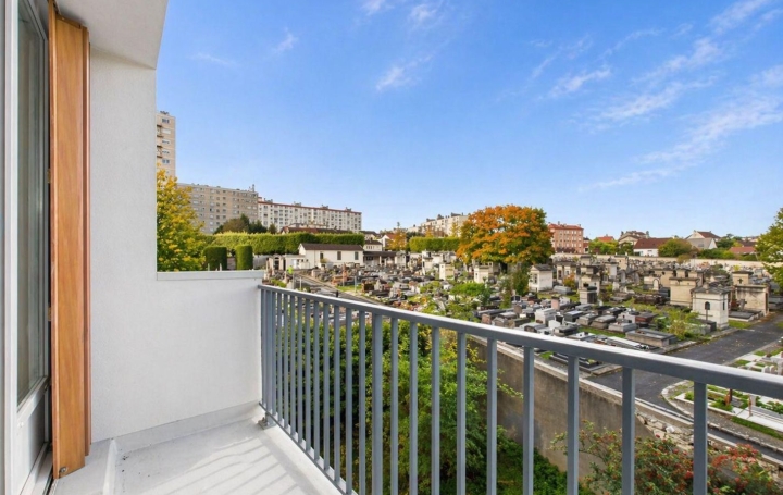 4 Pièces VITRY-SUR-SEINE (94400)  62 m2 200 000 € 