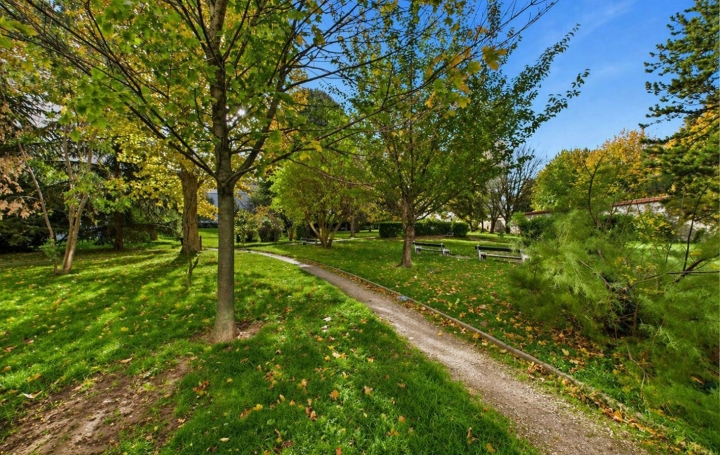 4 Pièces VITRY-SUR-SEINE (94400)  62 m2 200 000 € 