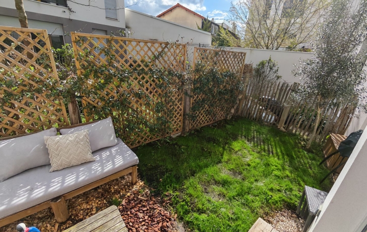 Appartement MONTREUIL (93100) 81 m<sup>2</sup> 570 000 € 
