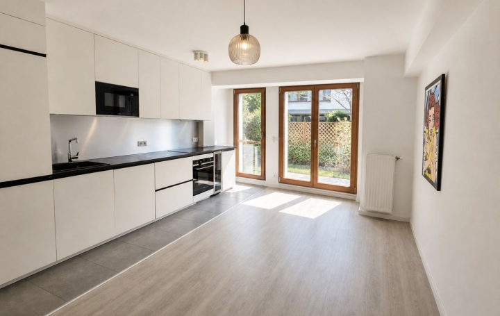 4 Pièces MONTREUIL (93100)  81 m2 570 000 € 
